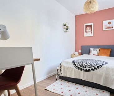 NEUVE DEJEAN Roommate 4 Bedrooms at Amiens - Photo 1