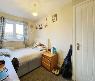 Thorney Leys, Witney, Oxfordshire, OX28 - Photo 6