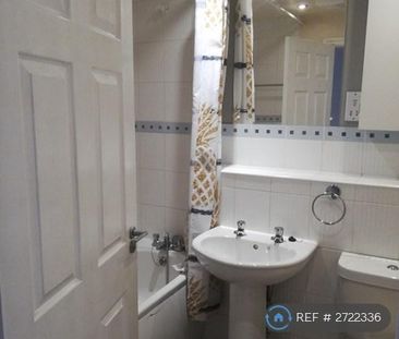 1 bedroom flat to rent - Photo 6