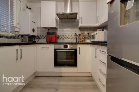 2 bedroom terraced house to rent - Photo 2