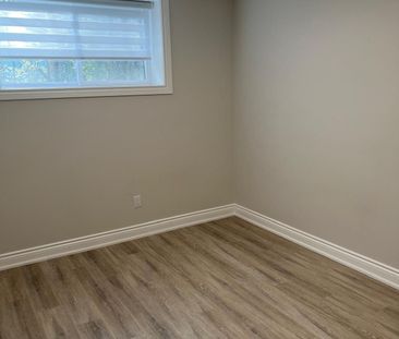 For Lease - 112 Fairholme Avenue Unit# 2, Toronto, Ontario - Photo 3