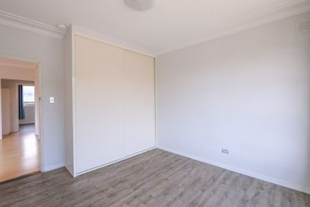 400 Railway Parade, Allawah NSW 2218 - Apartment For Rent | Domain - Photo 2