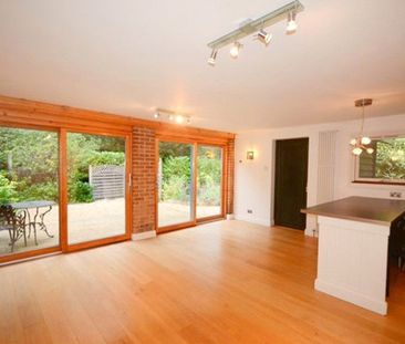 Kinver, Guildford Road, Frimley Green, GU16 - Photo 4