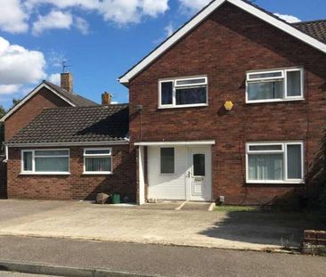 Frere Road Room 6 - Photo 1