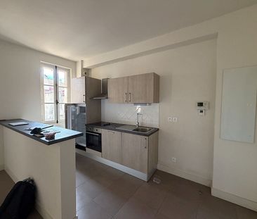 AIX EN PROVENCE - COUP DE COEUR - T3 CENTRE VILLE - 62.25 m² - Photo 5