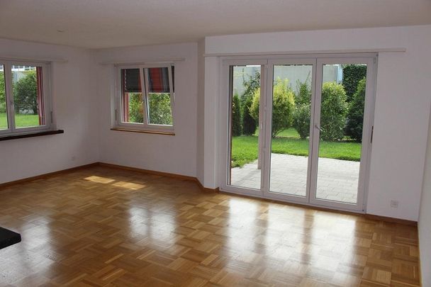 Moderne 4.5-ZW à 99 m² mit Gartensitzplatz - Photo 1