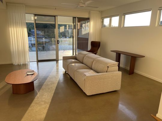 Burleigh Heads - Photo 1