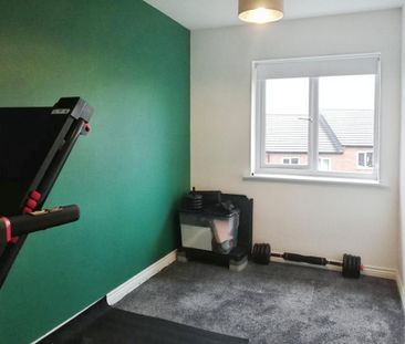 3 bedroom semi-detached house to rent - Photo 6