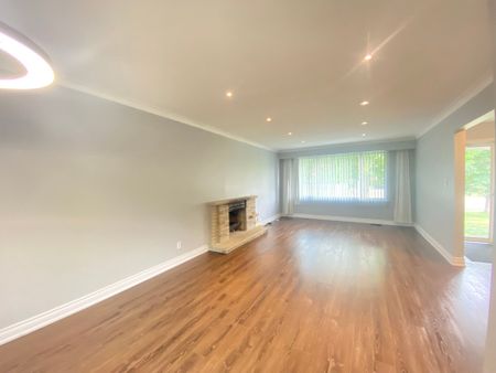 For Lease - 156 Guildwood Parkway Unit# Upper, Toronto, Ontario - Photo 3