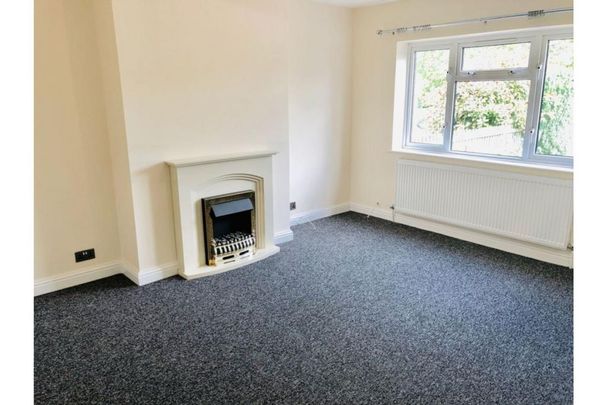 4 bedroom detached house to rent - Photo 1