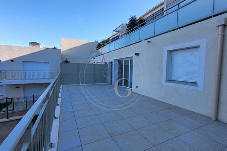 COGOLIN - Location Annuelle T2 44.5m² résidence neuve - Photo 3