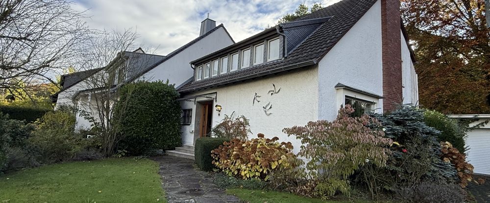 Charmantes Einfamilienhaus mit großem Garten in bevorzugter Lage von Bonn-Ippendorf! - Photo 1