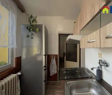 Pronájem bytu 2+1 s balkonem a sklepem, Formánkova ulice, HK - Photo 3