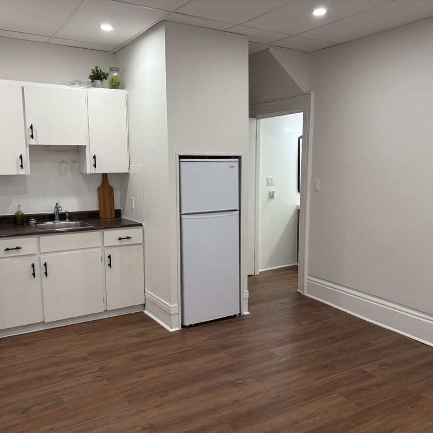 For Lease - 186 Albert Street Unit# B, Belleville, Ontario - Photo 1