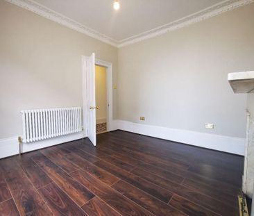6 bedroom terraced house to rent - Photo 4