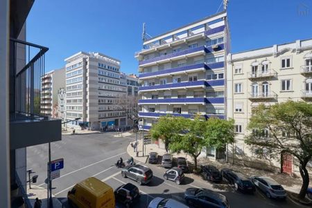 Avenida Miguel Bombarda, Lisbon, Lisbon 1050-162 - Photo 2