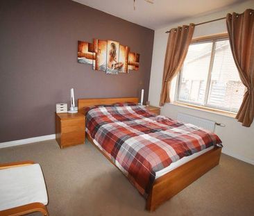 3 bedroom detached house to rent - Photo 5