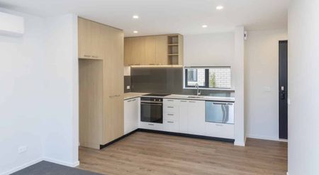 Fresh Townhouse In Great Location! - Photo 4