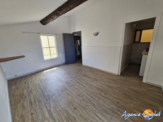 Location Appartement 2 pièces 33m² LEZIGNAN CORBIERES 11200 - Photo 1
