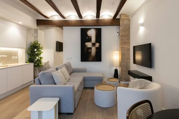 Carrer de na Jordana, Valencia, Valencian Community 46003 - Foto 1