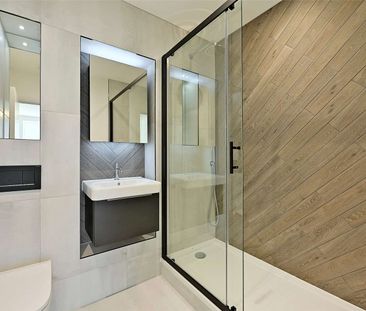 A stylish and brand new two bedroom apartment with private balcony ... - Photo 5