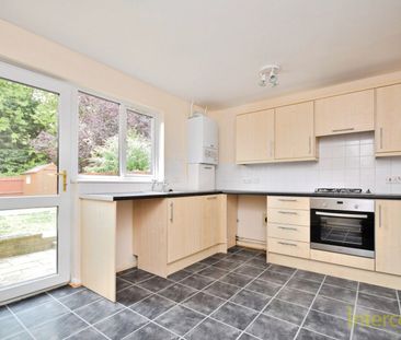 Shrublands, CB10, Saffron Walden - Photo 2