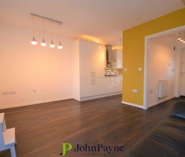 3 bedroom end of terrace house to rent - Photo 3