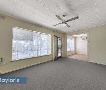 GREAT LOCATION CLOSE TO NUMEROUS AMENTIES! - Photo 2