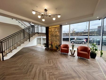 Sheila House, Fleet, Hampshire, GU51 - Photo 5