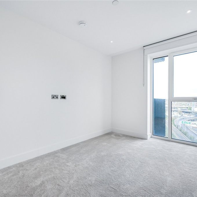 Reflection Apartments, Cascade Way, W12 - Photo 1