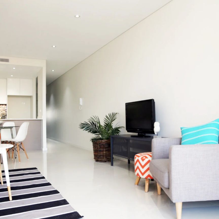 Modern Apartment in the Heart of Hurstville - 2 Bedroom + Study Room - Photo 1