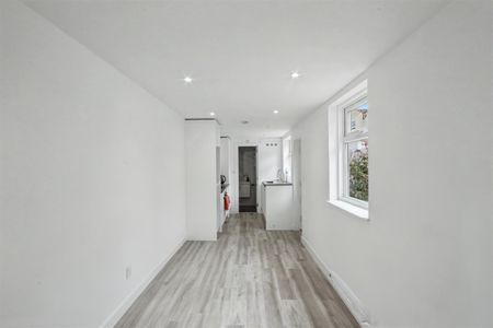 7 Bedroom House / Flat Share to let - Photo 3