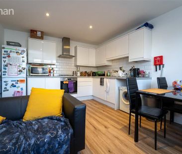 3 bedroom terraced house to rent - Photo 4