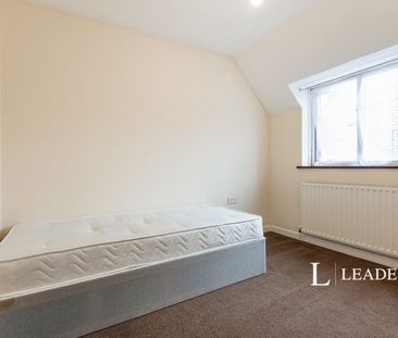 2 bedroom apartment to rent St. Francis Court, Shefford, Bedfordshi... - Photo 4