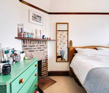 4 bedroom semi-detached house to rent - Photo 6