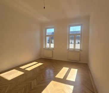 Sehr helle, unbefristete Stilaltbauwohnung ( 2 er WG geeignet ) Näh... - Photo 1