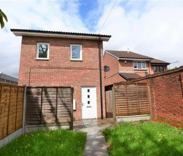 3 bedroom House To Let - Photo 5