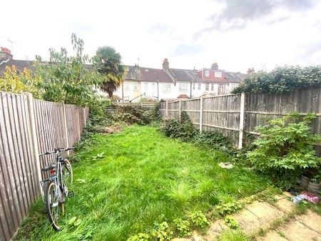 3 bedroom house to rent - Photo 2