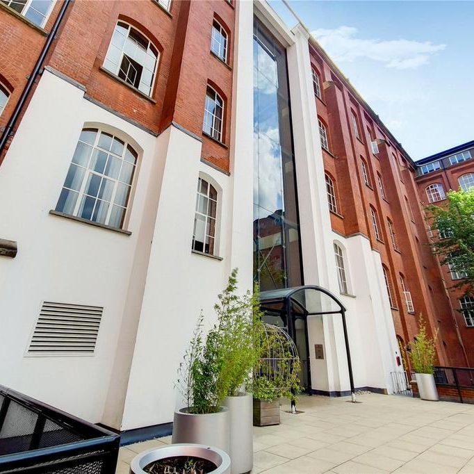 1 bedroom flat to rent - Photo 1