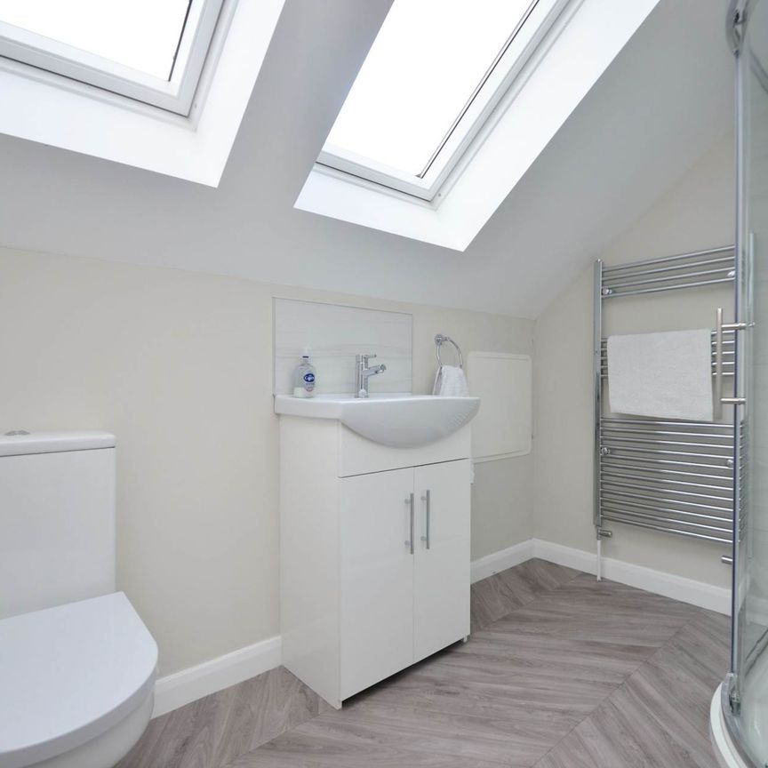 Le Safferne Gardens, Norwich - Photo 1