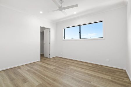 Brand New, Expansive and Opulent - Photo 4