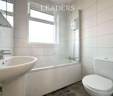 Brockhurst Road, Gosport, Hampshire, PO12 - Photo 6