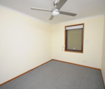 1 HOBBS COURT, PORT AUGUSTA WEST - Photo 2