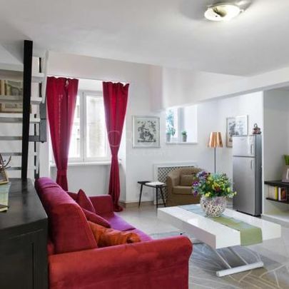 Trastevere: Furnished, modern 2 Bedroom, 2 bath, spacious living room, brgiht, silent, air conditioning. Located in beautiful private complex. #1168 - Photo 1