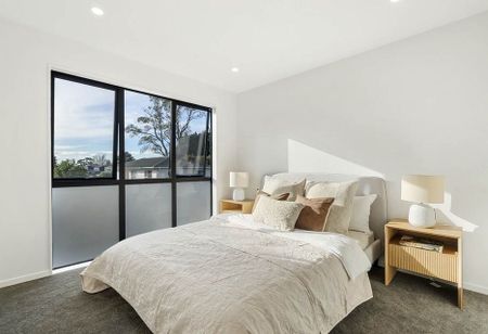 Brand New 4 Bedrooms | 2.5 Bathrooms in Rosehill - Photo 4