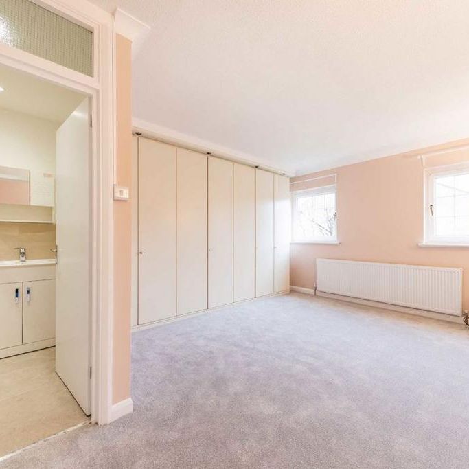 5 bedroom house to rent - Photo 1
