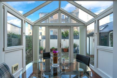 Sea Breeze, Stable Lane, Monkstown, County Dublin - Photo 3