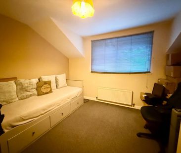 2 bedroom terraced house to rent - Photo 3