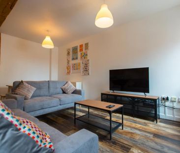 1 bedroom in a house share to rent - Photo 3