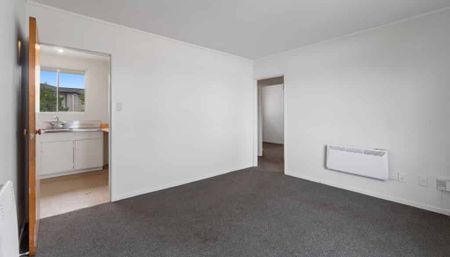 Tidy Unit In Sandringham - Photo 3